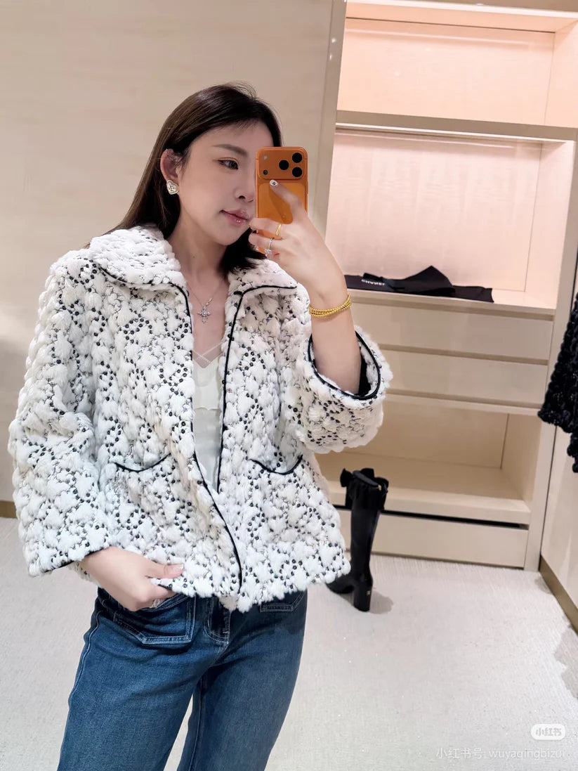 Cha**25N new ski season deer sweater